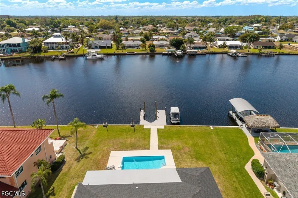 Mini Way Fort Myers, FL 33905