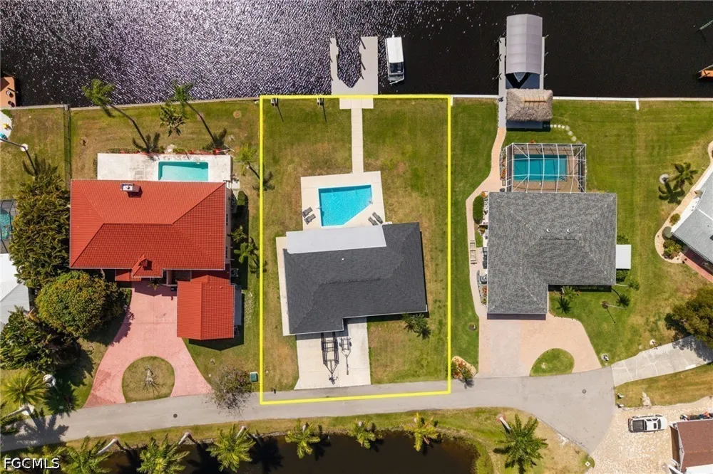 Mini Way Fort Myers, FL 33905