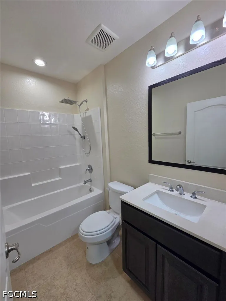 NW 24TH AVENUE Cape Coral, FL 33993