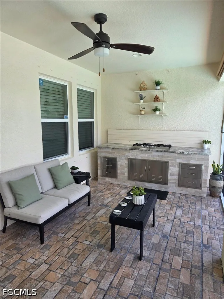NW 24TH AVENUE Cape Coral, FL 33993
