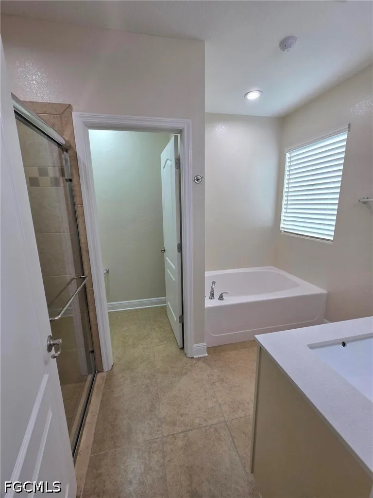 NW 24TH AVENUE Cape Coral, FL 33993