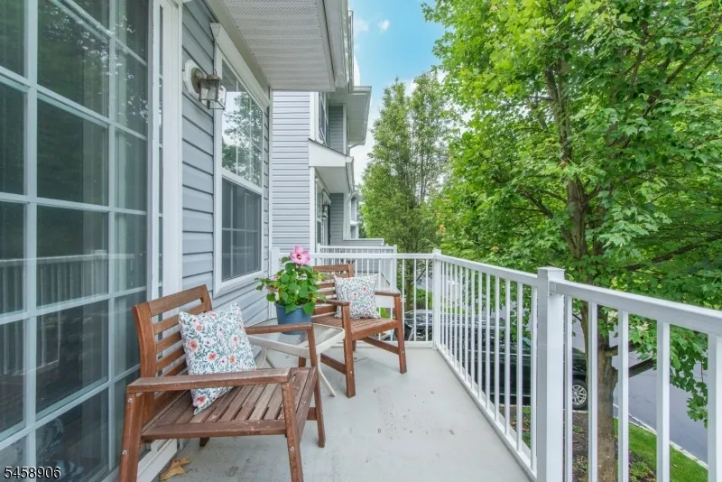 3107 Scenic Ct Denville, NJ 07834