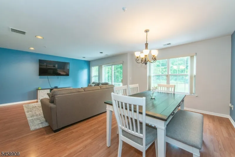 3107 Scenic Ct Denville, NJ 07834