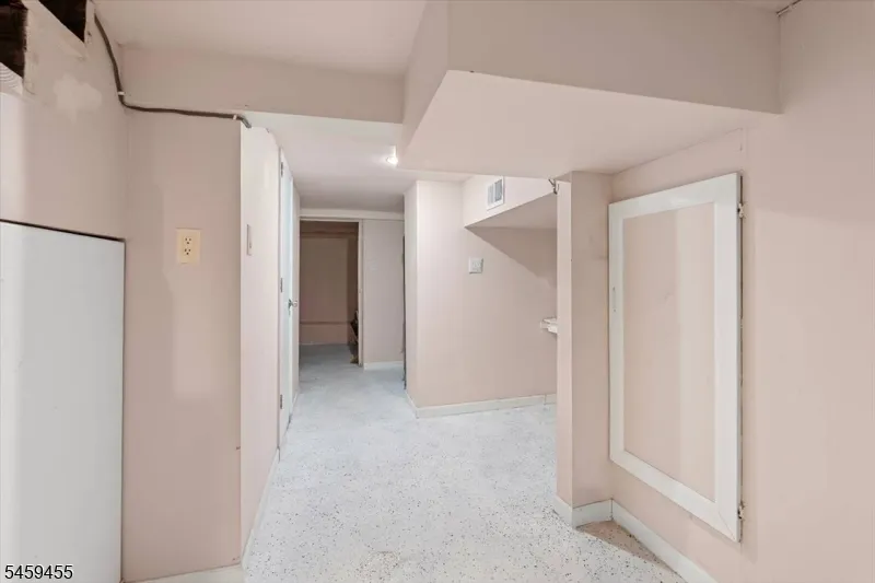 322 Kaplan Ave Hackensack City, NJ 07601