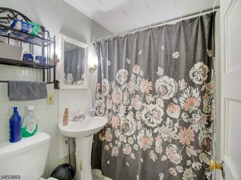 9 Davis St Phillipsburg Town, NJ 08865