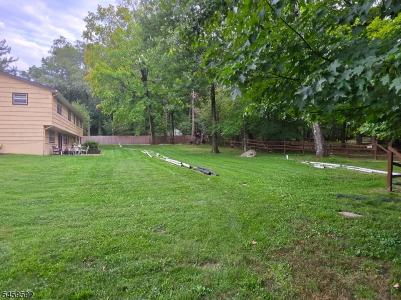 39 Greendale Rd Cedar Grove, NJ 07009