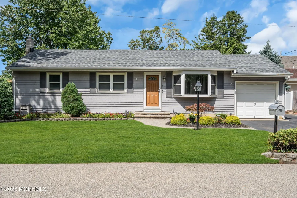 316 Anchor Avenue Beachwood, NJ 08722