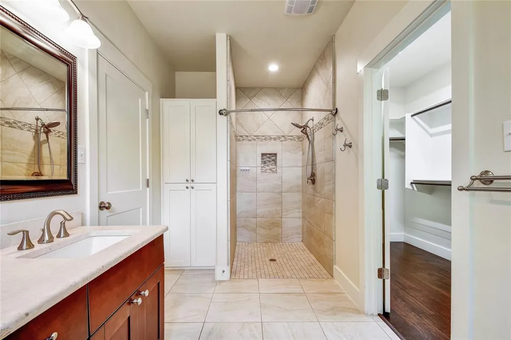 735 Monarch Lake Canyon Lake, TX 78133