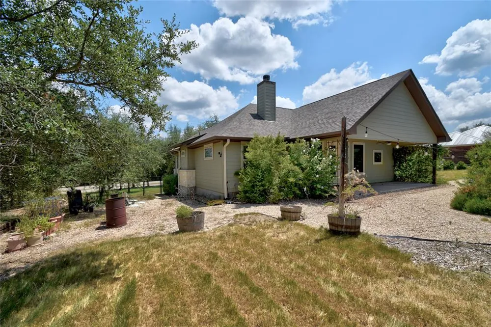 735 Monarch Lake Canyon Lake, TX 78133