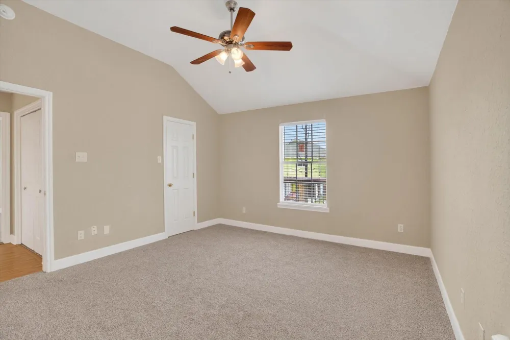 514 Pompano Street Bayou Vista, TX 77563