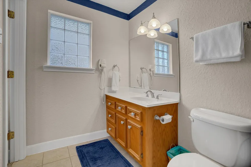 514 Pompano Street Bayou Vista, TX 77563