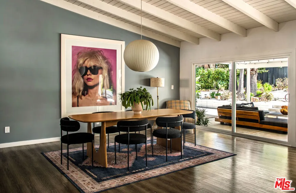 4509 Caminito Place Los Angeles, CA 91356