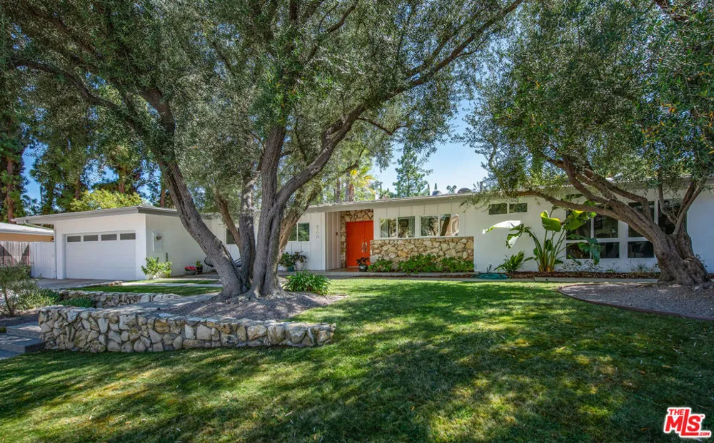 4509 Caminito Place Los Angeles, CA 91356