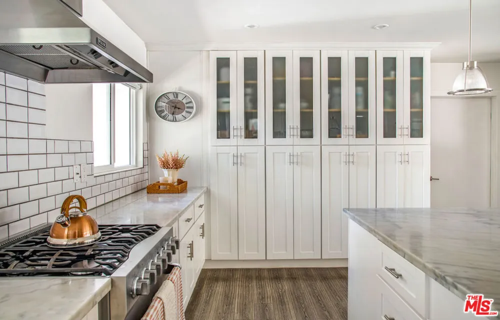 4509 Caminito Place Los Angeles, CA 91356