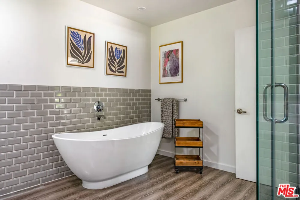4509 Caminito Place Los Angeles, CA 91356