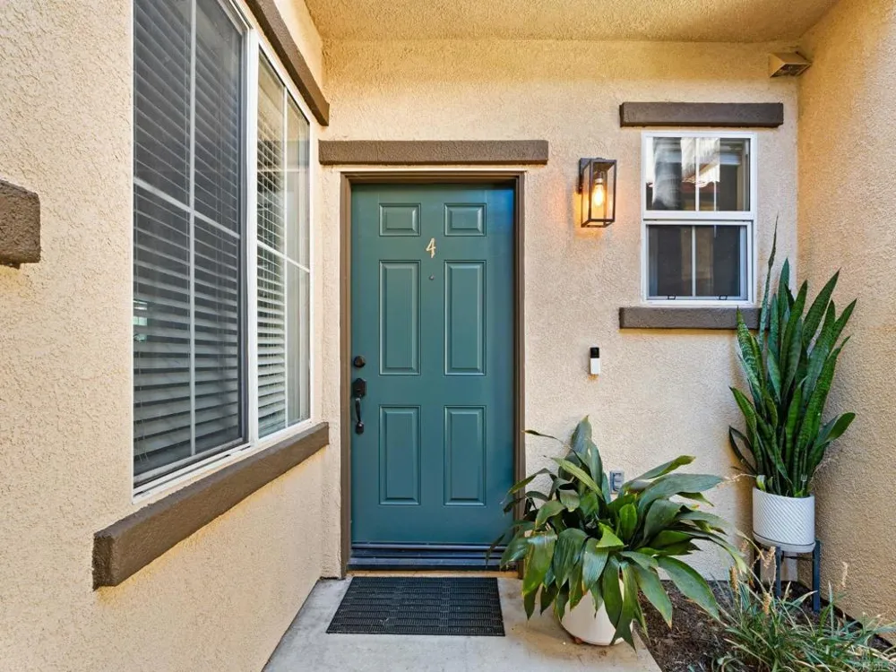 625 Sumner Way #4 Oceanside, CA 92058