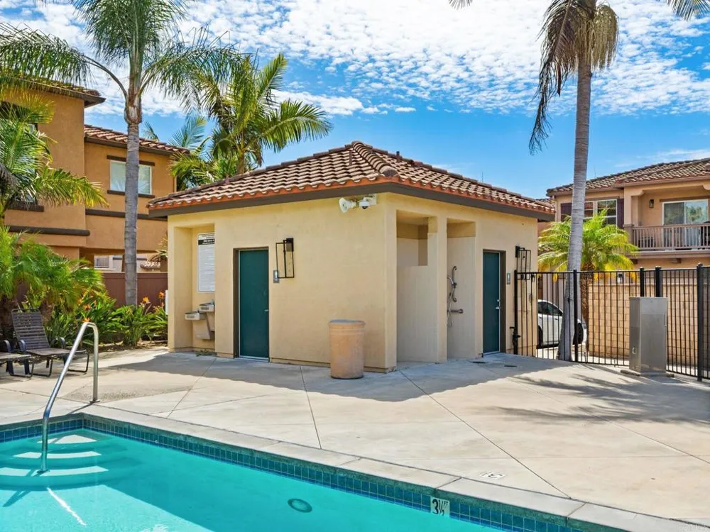 625 Sumner Way #4 Oceanside, CA 92058