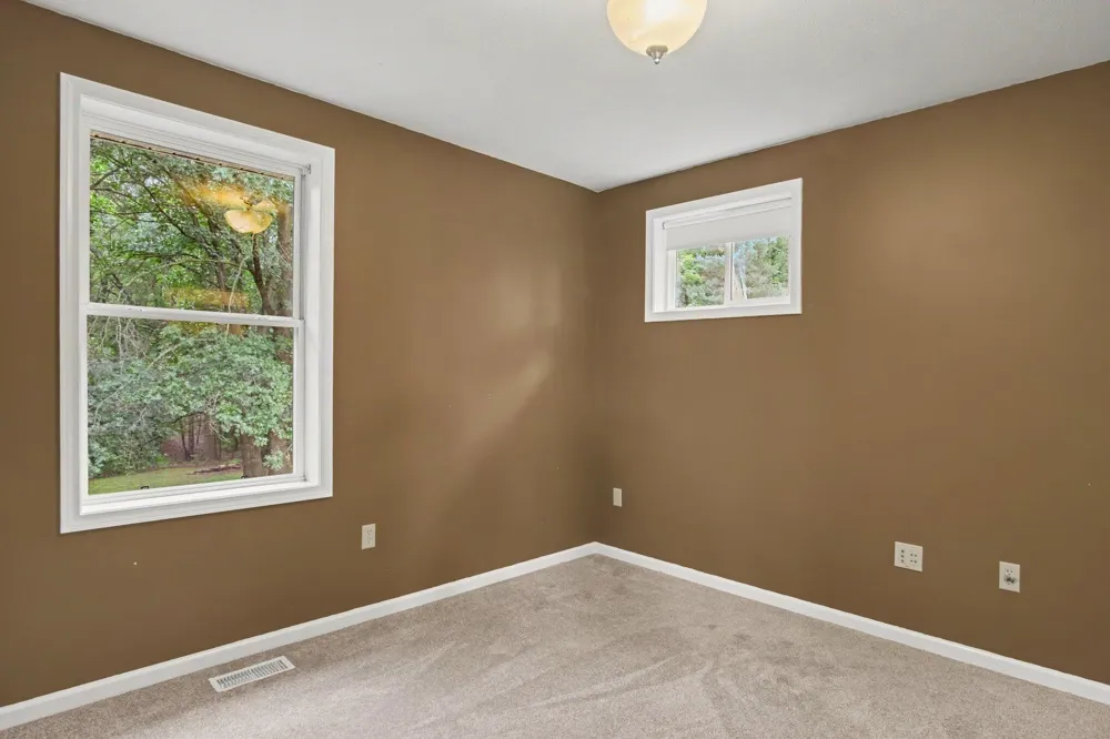 5171 Bancroft Avenue SE Lowell, MI 49331