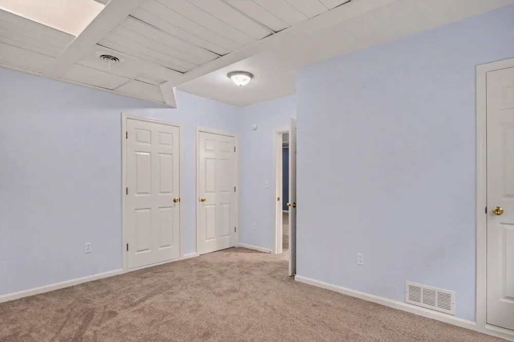 5171 Bancroft Avenue SE Lowell, MI 49331