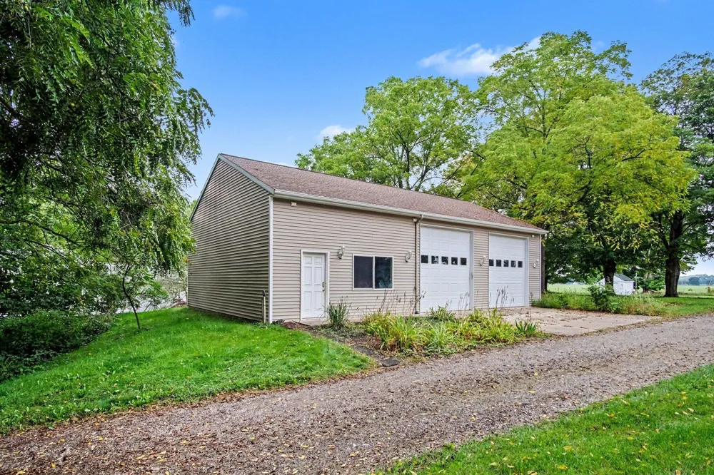 5171 Bancroft Avenue SE Lowell, MI 49331