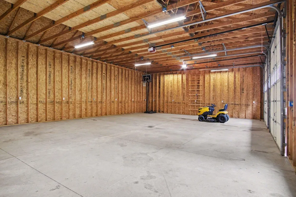 5171 Bancroft Avenue SE Lowell, MI 49331