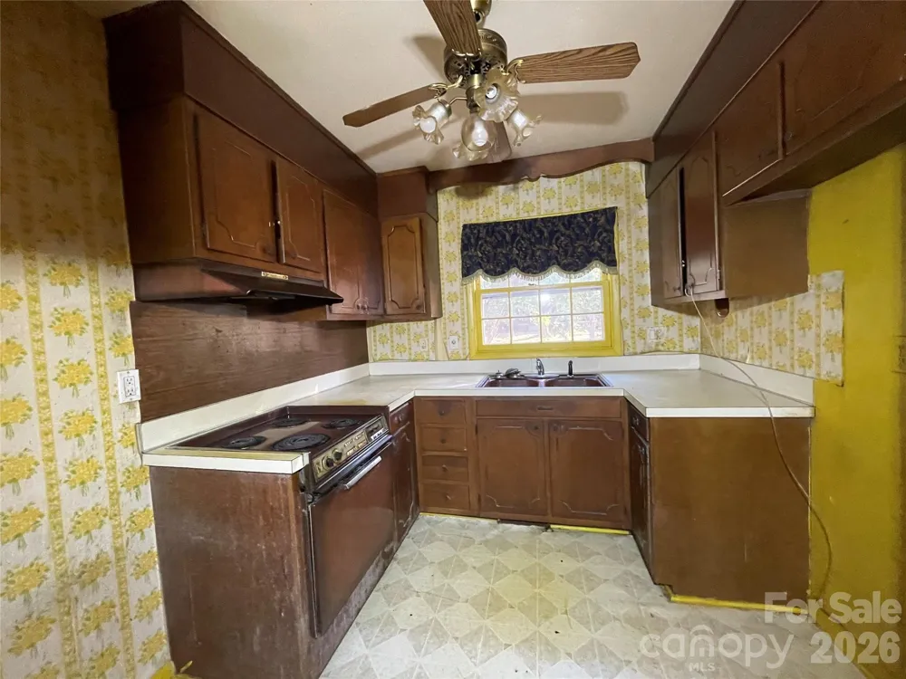 400 S Shaver Street Salisbury, NC 28144