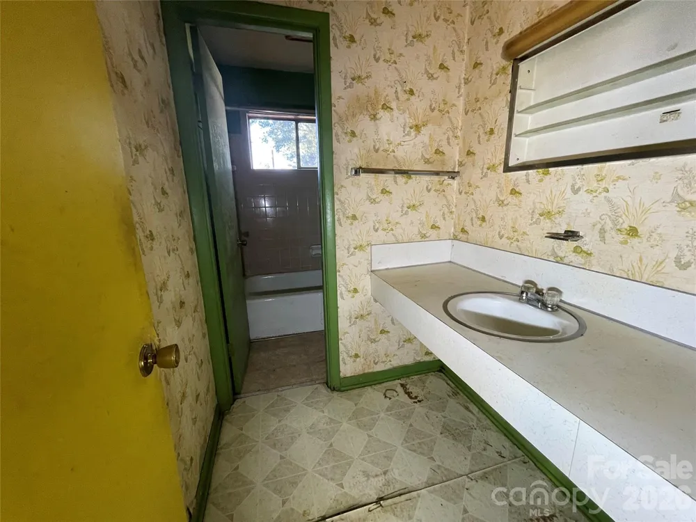 400 S Shaver Street Salisbury, NC 28144