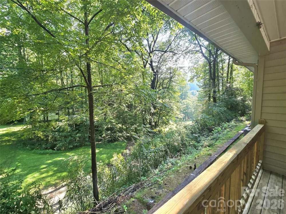 141 Silver Fox Drive Cullowhee, NC 28723