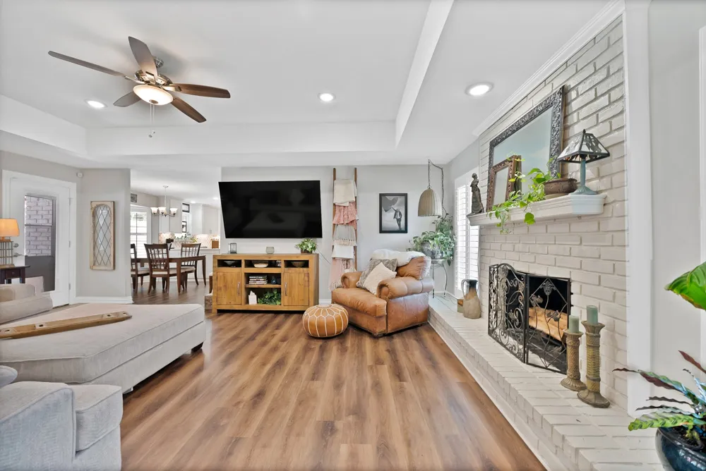 2500 Highgate Drive Arlington, TX 76016