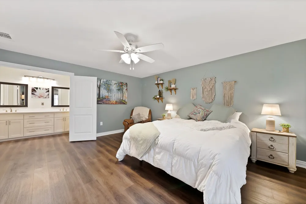 2500 Highgate Drive Arlington, TX 76016