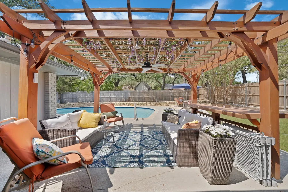 2500 Highgate Drive Arlington, TX 76016