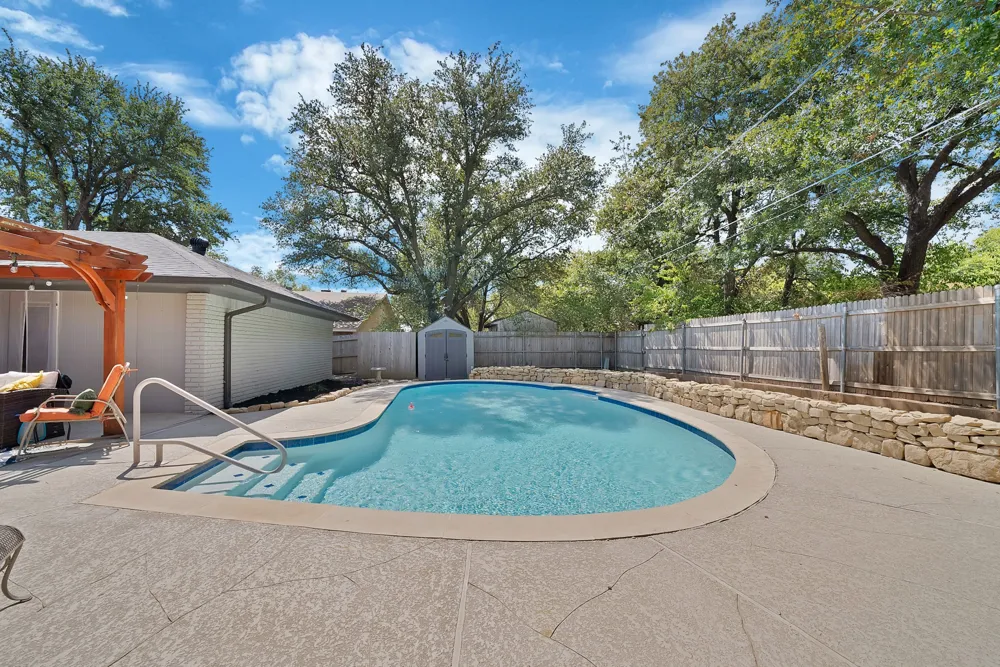 2500 Highgate Drive Arlington, TX 76016