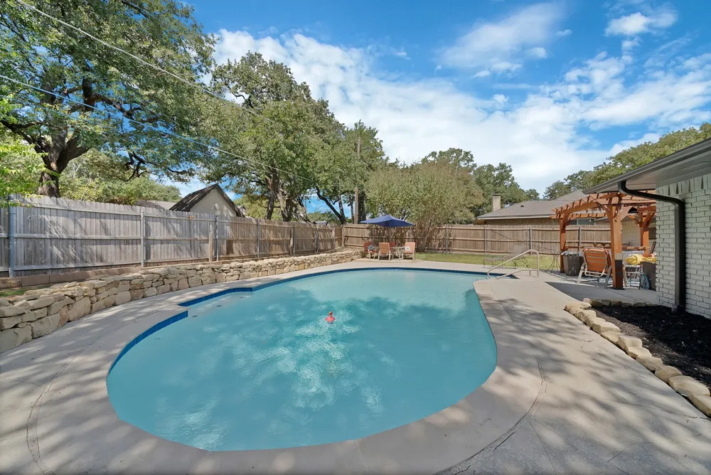 2500 Highgate Drive Arlington, TX 76016