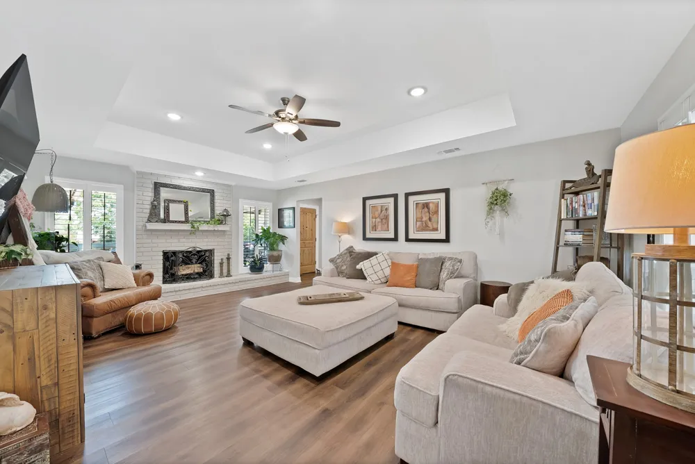 2500 Highgate Drive Arlington, TX 76016