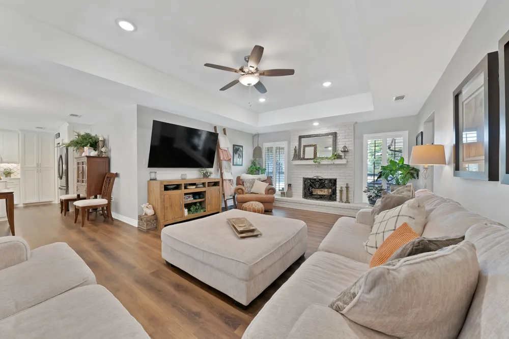 2500 Highgate Drive Arlington, TX 76016