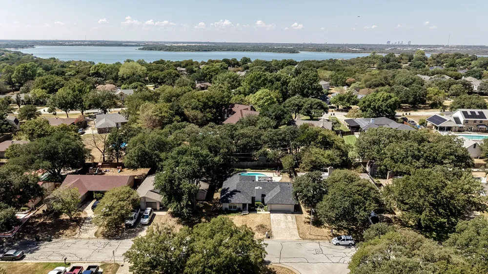 2500 Highgate Drive Arlington, TX 76016