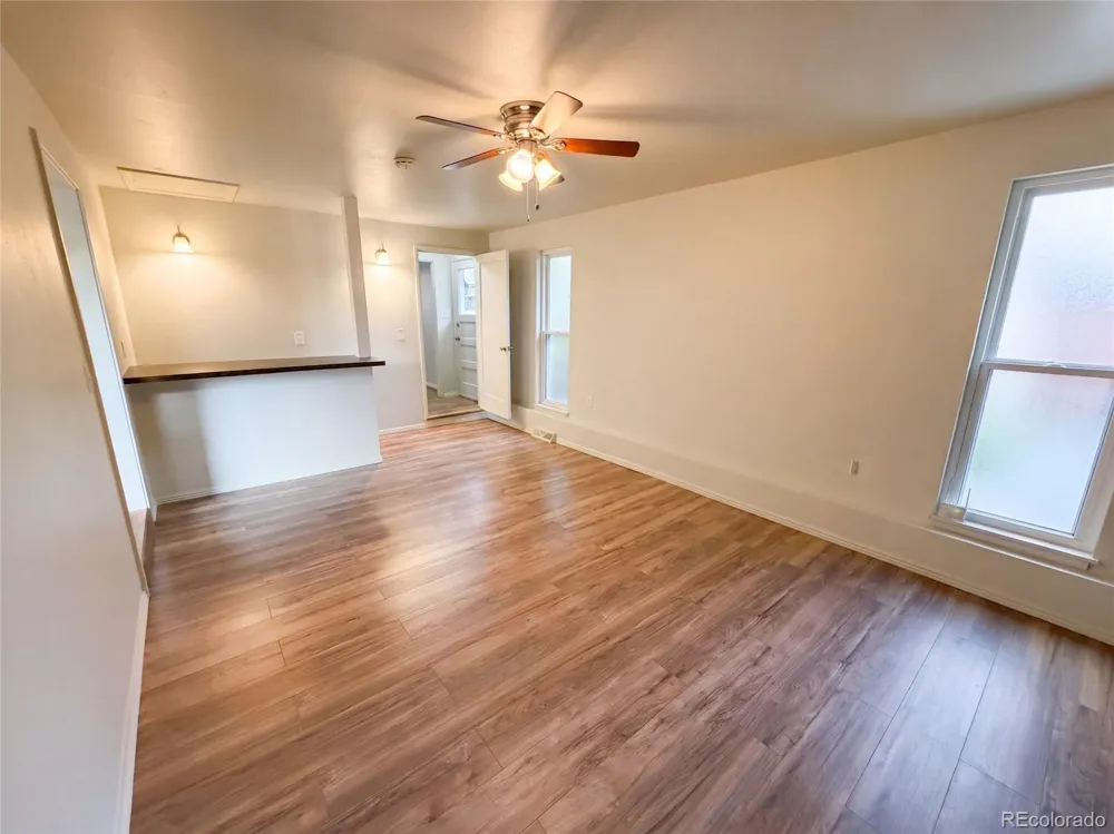 790 Hanover Street Aurora, CO 80010