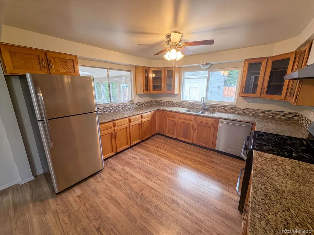 790 Hanover Street Aurora, CO 80010