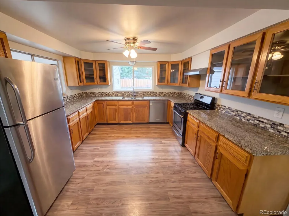 790 Hanover Street Aurora, CO 80010