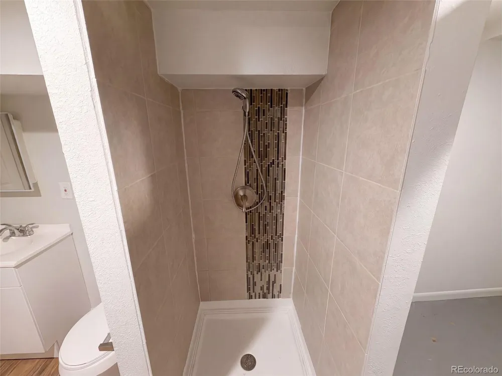 790 Hanover Street Aurora, CO 80010