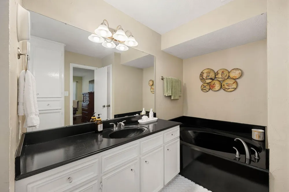 20014 Fernwood Circle Humble, TX 77338