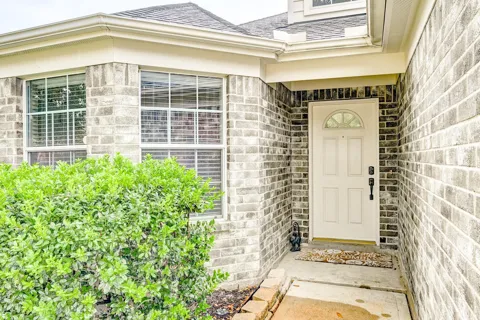 19326 Dawntreader Drive
