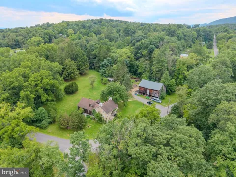 4596 ARCH ROCK ROAD