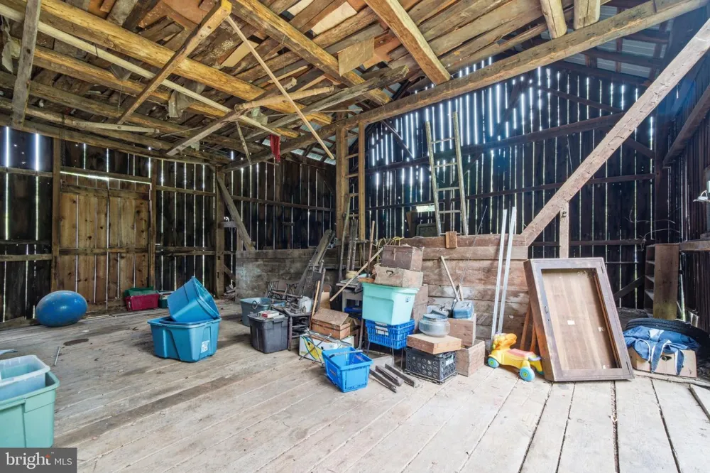4596 ARCH ROCK ROAD Mifflintown, PA 17059