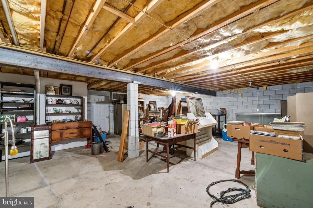 4596 ARCH ROCK ROAD Mifflintown, PA 17059