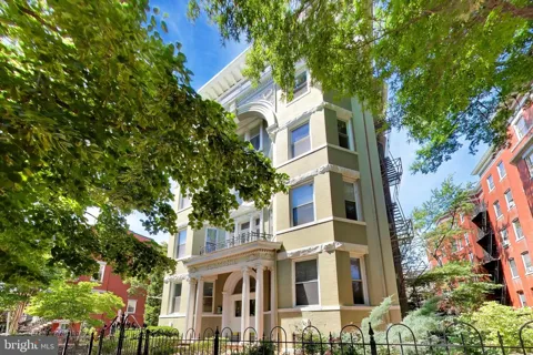 1423 R STREET NW #300