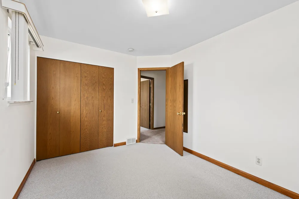 8921 Ardel Drive Sterling Heights, MI 48314