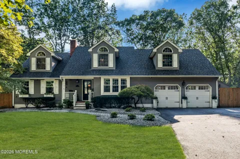 1 Manalapan Woods Drive