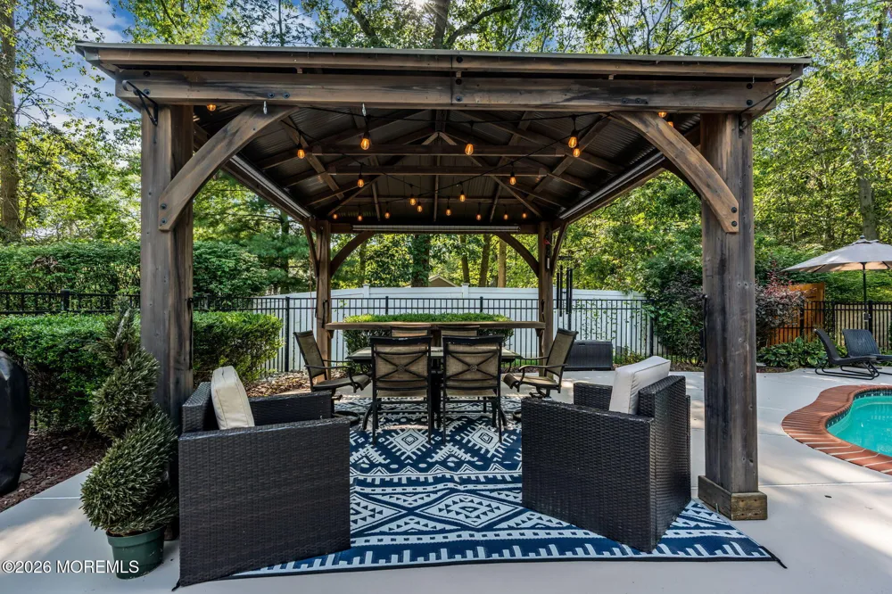 1 Manalapan Woods Drive Manalapan, NJ 07726