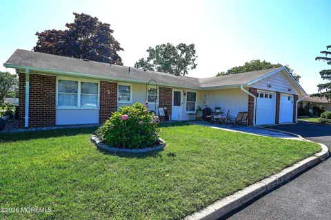 1075 Argyll Circle #1004